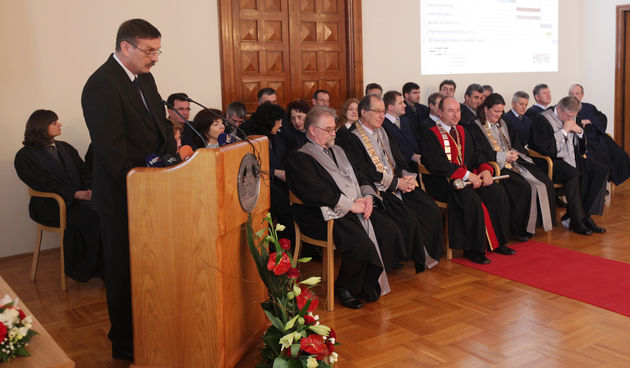 7. Dan Sveucilista, Svecana sjednica Senata