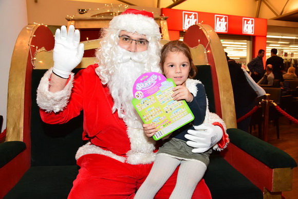 Supernova: Božićni koncert Ivane Kindl i posjet Djeda Božićnjaka, Foto: Iva Perinčić Supernova: Božićni koncert Ivane Kindl i posjet Djeda Božićnjaka, Foto: Iva Perinčić