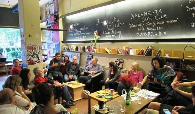 Filozofski Cafe u Knjigozemskoj