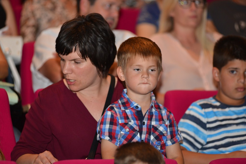 Donatolina u Kazalištu lutaka: “Mareta tamo i nazad”