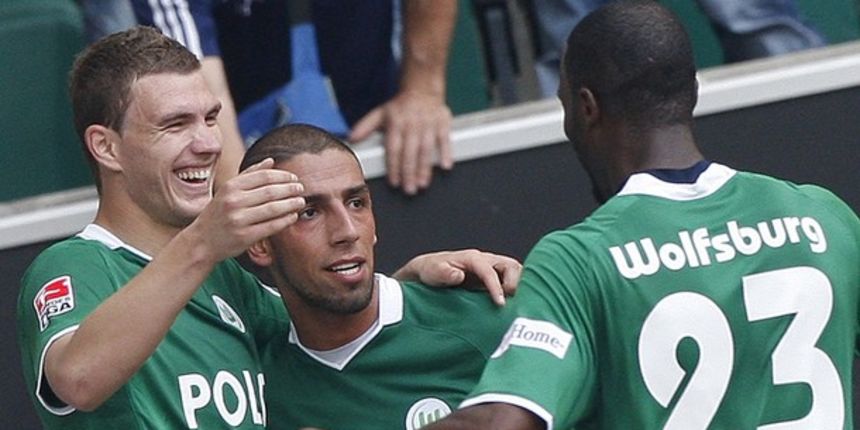 Dzeko, Dejagah i Grafite (Foto:Reuters) Dzeko, Dejagah i Grafite (Foto:Reuters)