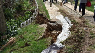 Župan Longin obišao klizišta u Posedarju Župan Longin obišao klizišta u Posedarju