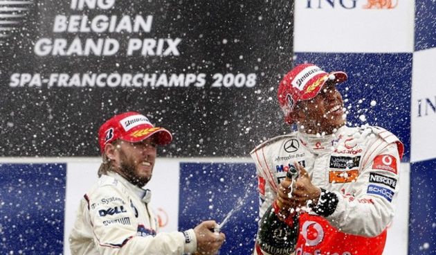 Heidfeld i Hamilton (Foto:Reuters)