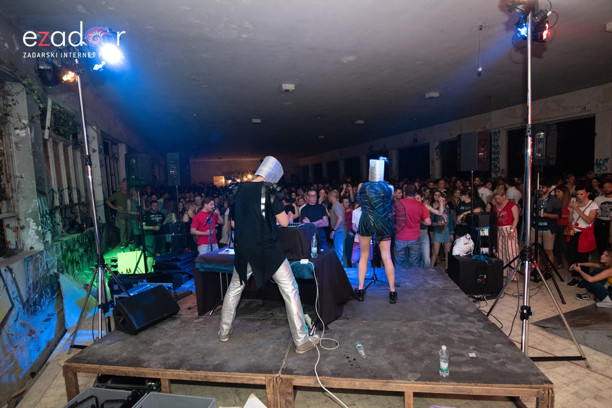 KvartArt 2018.: Art buvljak & koncert Nipplepeoplea