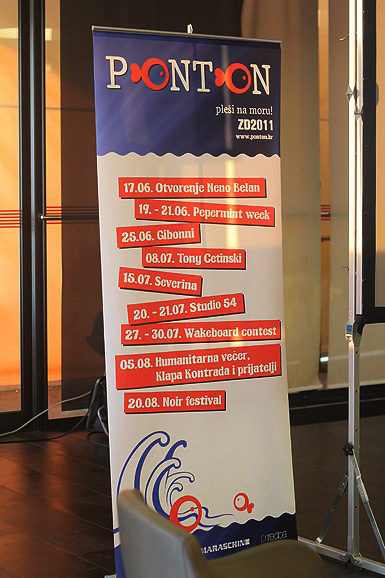 Image 888201 (auto) Image 888201 (auto)