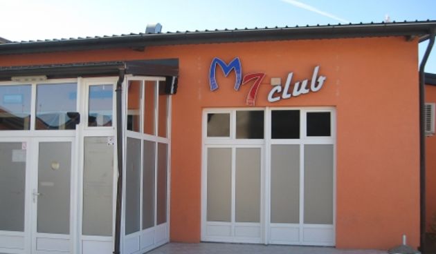 Narodnjačka kavana “Kod Pajde” u Kninu (Foto: Željko Huljev/CROPIX)