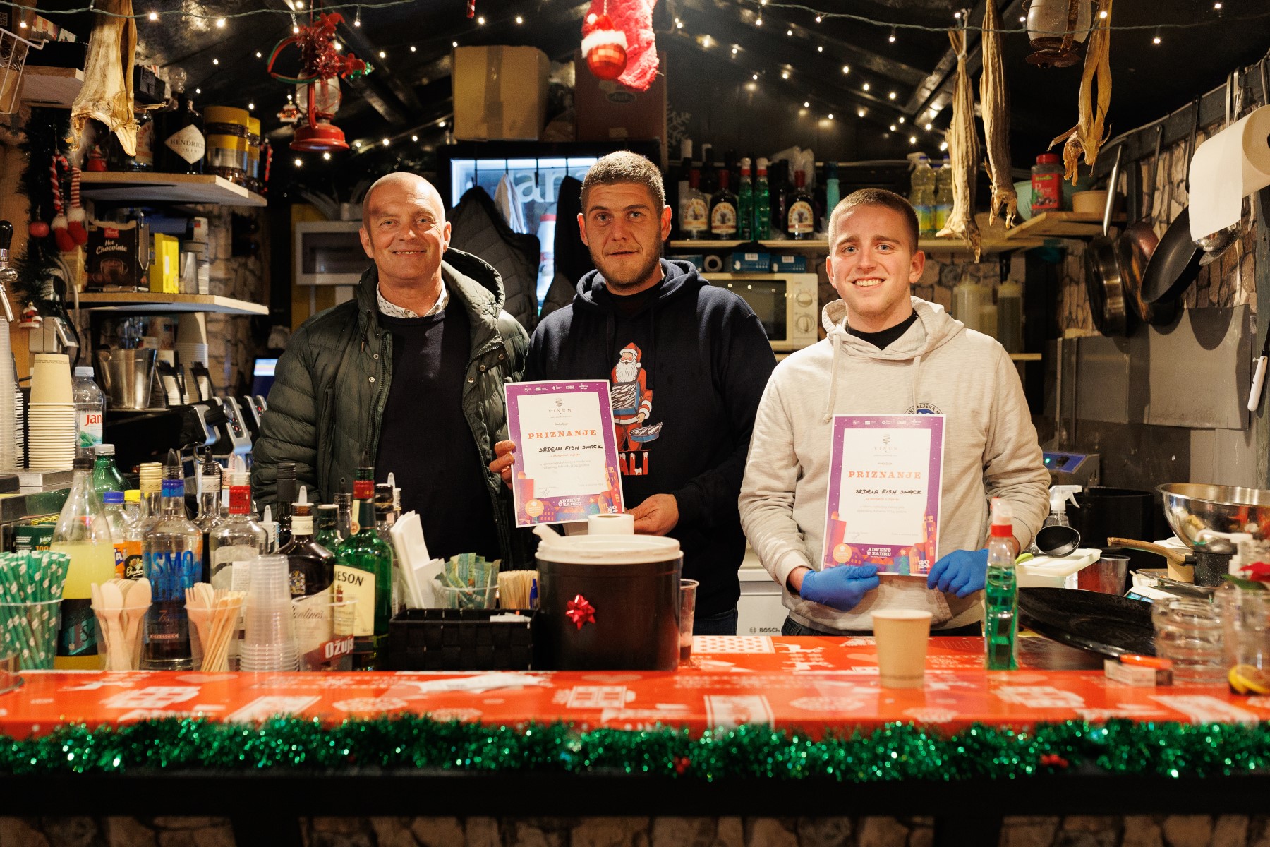 Održano tradicionalno ocjenjivanje gastro i eno ponude na Adventu u Zadru 2024. Održano tradicionalno ocjenjivanje gastro i eno ponude na Adventu u Zadru 2024.