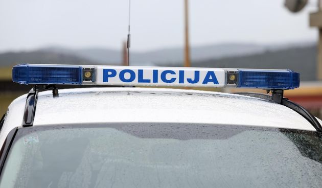 Policija, policijski auto