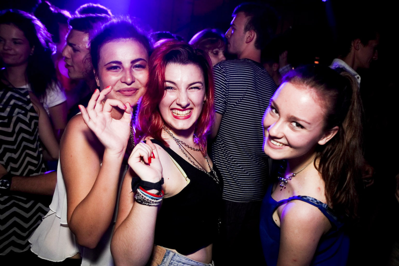 Zagreb, 28.06.2014. – A SADA PRAVAC: ZRCE – Na zatvaranju klupske sezone u punom Aquariusu (A2), Deejay Hrc (resident Zrce Spring Break festivala) dobru vibru ucinio je izvrsnom. Partijalo se do jutra uz najbolje iz EDM/commercial/trap/bass tvornice.