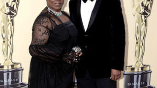 82. Red Carpet Oscara (oscar.go.com)