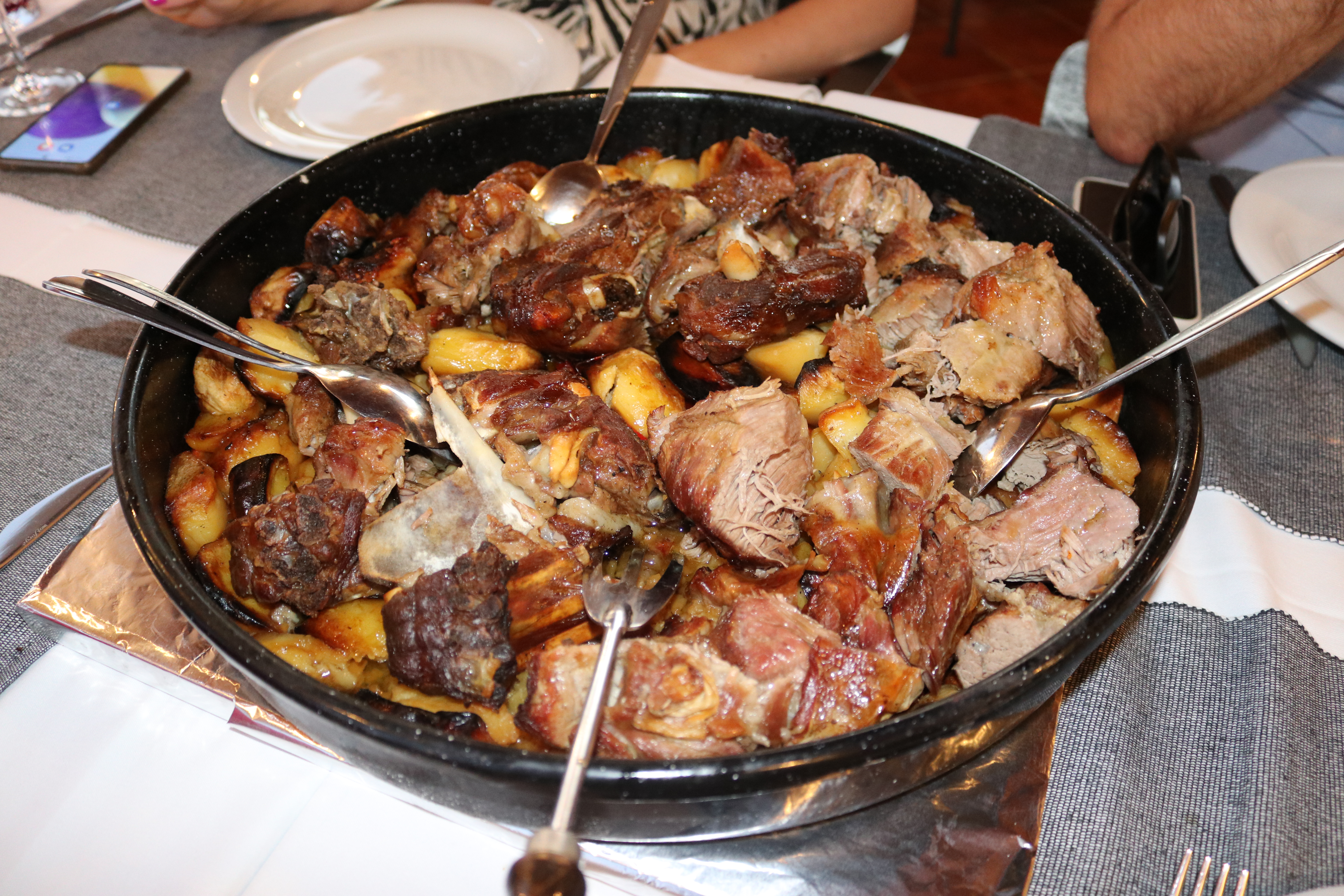 Dani izvornih tradicijskih jela privlačkih ribara i sabunjara Dani izvornih tradicijskih jela privlačkih ribara i sabunjara