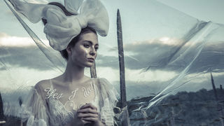 “Out of space”: Boudoir modna priča “Out of space”: Boudoir modna priča