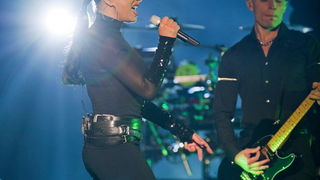 Zagreb, 221111.
Britanska skupina Sade predvodjena karizmatcnom pjevacicom Sade Adu odrzala je veceras koncert u Areni Zagreb u sklopu svoje turneje Sade Live.
Foto: Neja Markicevic / CROPIX