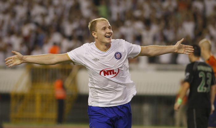 Split,190810.
Stadion Poljud.
Nogometna utakmica kvalifikacija za europsku ligu izmedju Hajduka i Unirea.
Na fotografiji: Senijad Ibricic slavi pogodak
Foto: Duje Klaric / CROPIX