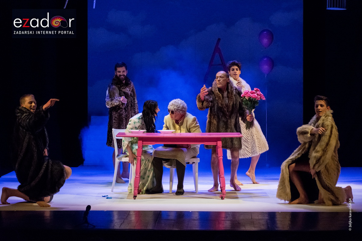 HNK Zadar: Premijera predstave “Moj sin samo malo sporije hoda” Drame plus