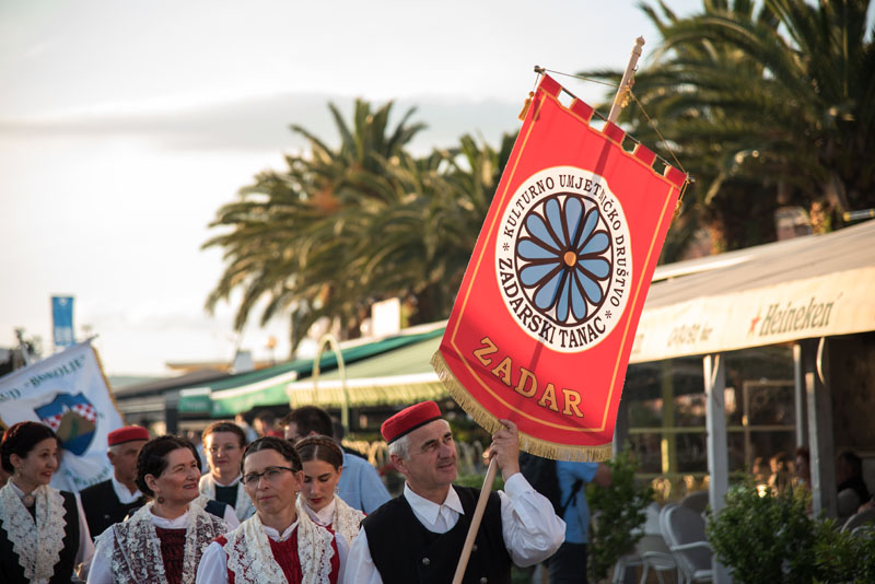 11. Gastol stol na biogradskoj rivi. Foto: Vinko Pešić 11. Gastol stol na biogradskoj rivi. Foto: Vinko Pešić