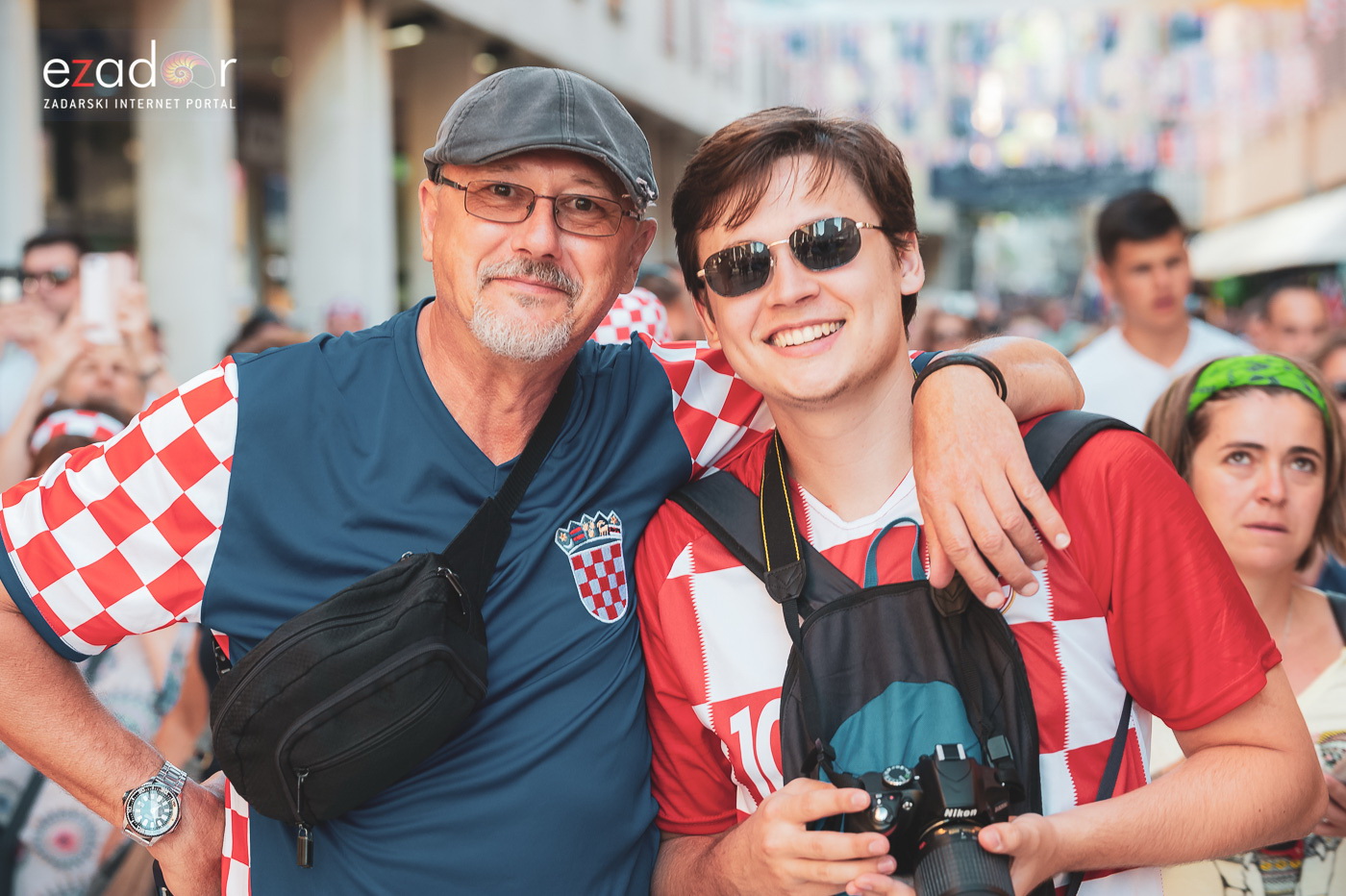 Zadar priredio čudesan doček svojim Vatrenim herojima (1)