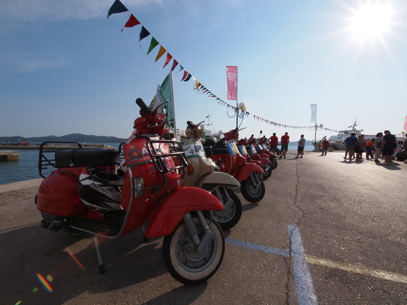 OLYMPUS DIGITAL CAMERA OLYMPUS DIGITAL CAMERA