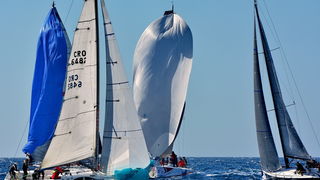 U hvarskom akvatoriju održana XXI. Uskršnja regata U hvarskom akvatoriju održana XXI. Uskršnja regata