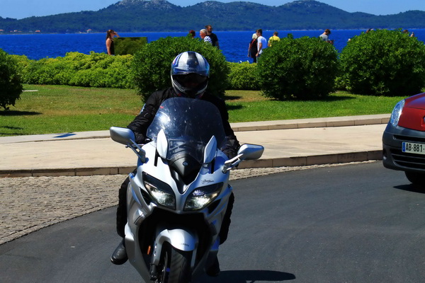 Ljetni šušur na zadarskoj rivi