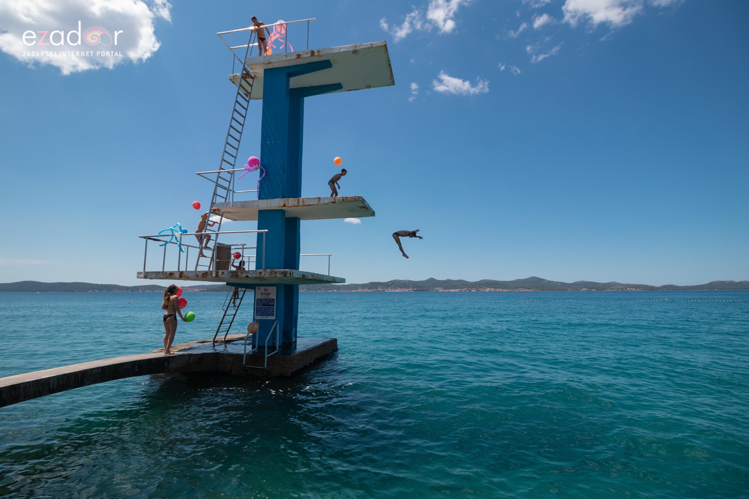 Meta feštica od balona i Ballon Jump