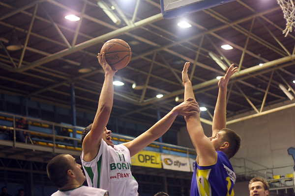 Mate Mrva, KK Borik-Puntamika – KK Vrijednosnice Darda (Foto:Saša Čuka)