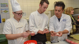 Tuna, sushi and wine radionica Tuna, sushi and wine radionica