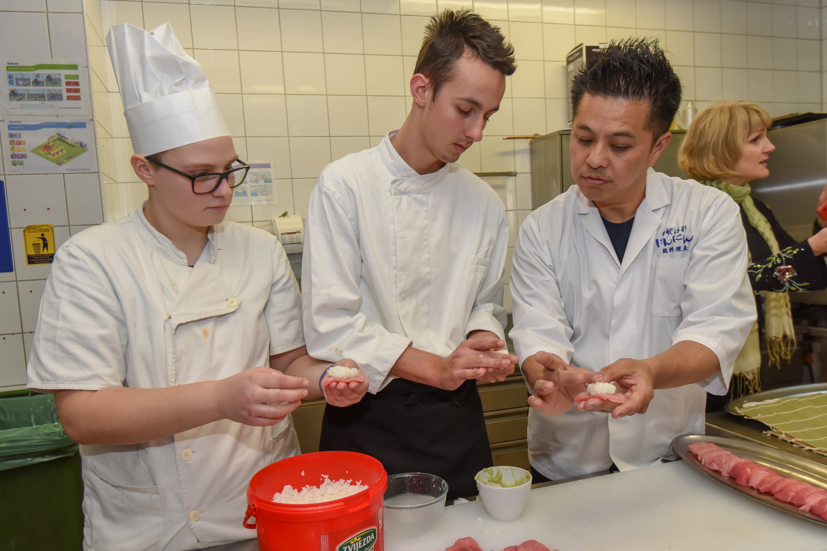 Tuna, sushi and wine radionica Tuna, sushi and wine radionica