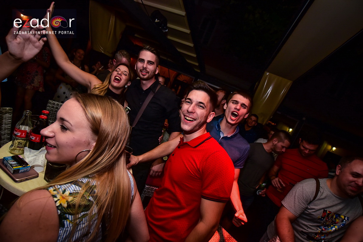 Domenica @ Kult Caffebar