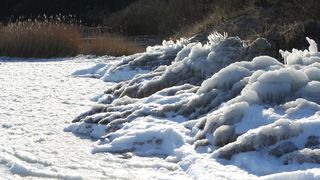 Šetnja po zaleđenom i bajkovitim Vranskim jezerom Šetnja po zaleđenom i bajkovitim Vranskim jezerom