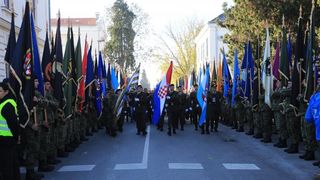 Image 380823 (auto) Image 380823 (auto)