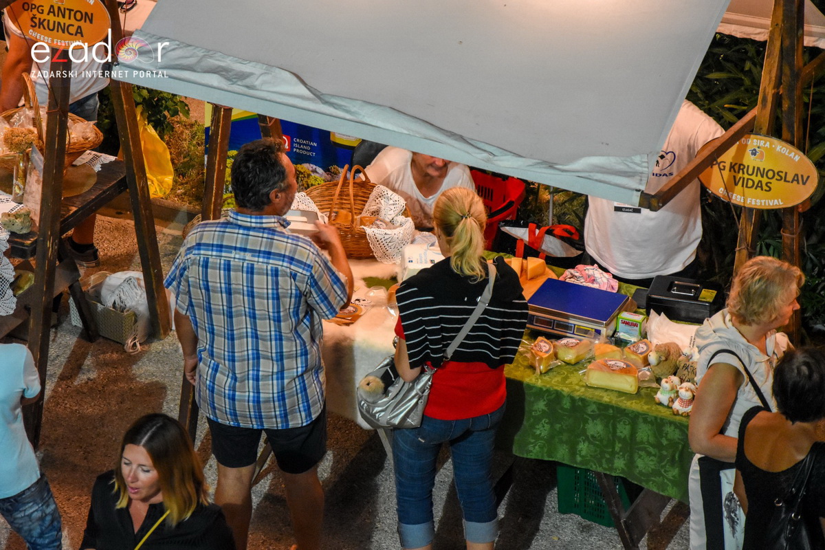 4. Fešta od sira u Kolanu