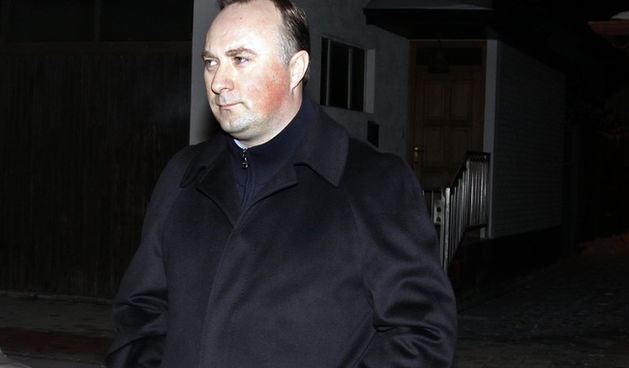 Koprivnica, 210110.
Uskok je pokrenuo istragu protiv Damira Polanceca. Zvonko Beljo vlasnik krizevacke tvrtke Gradec preko koje je Podravka oprala deset milijuna kuna izravno tereti Damira Polanceca za krivicno djelo.
Na slici: Damir Polancec daje izjavu