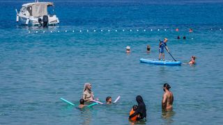 Uvala Lovrečina: Egzotična pješčana oaza na Braču u kojoj su uživali i stari Rimljani Uvala Lovrečina: Egzotična pješčana oaza na Braču u kojoj su uživali i stari Rimljani