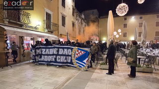 Okupljanje Tornada na Forumu i korteo do Krešinog doma Okupljanje Tornada na Forumu i korteo do Krešinog doma