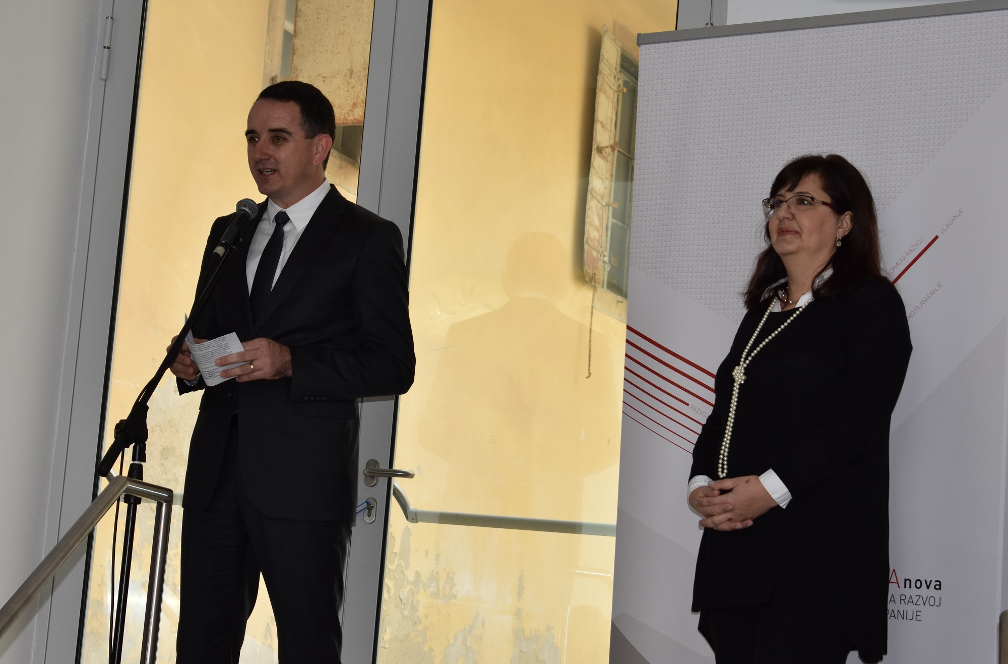 Dodjela nagrada učenicima za radove na natječaju “Hrvatska kakvu želimo” Dodjela nagrada učenicima za radove na natječaju “Hrvatska kakvu želimo”