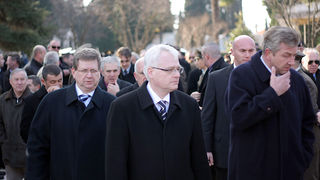 Image 1040185 (auto)