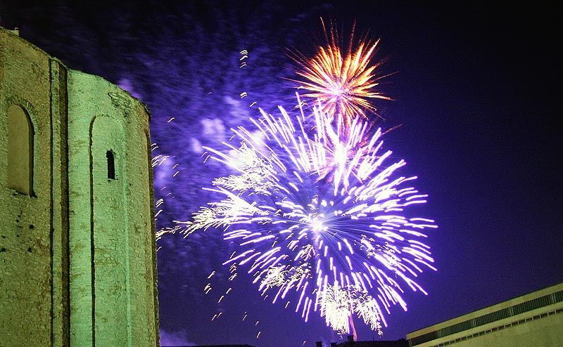 Novogodišnji vatromet u Zadru 2009. (foto: Marin Gospić)