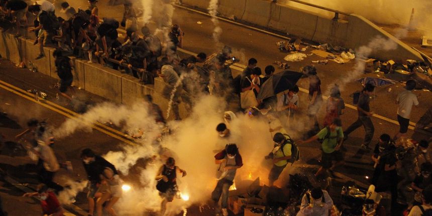Prosvjednici u Hong Kongu najavili djelomično povlačenje, foto: www.vecernji.hr Prosvjednici u Hong Kongu najavili djelomično povlačenje, foto: www.vecernji.hr