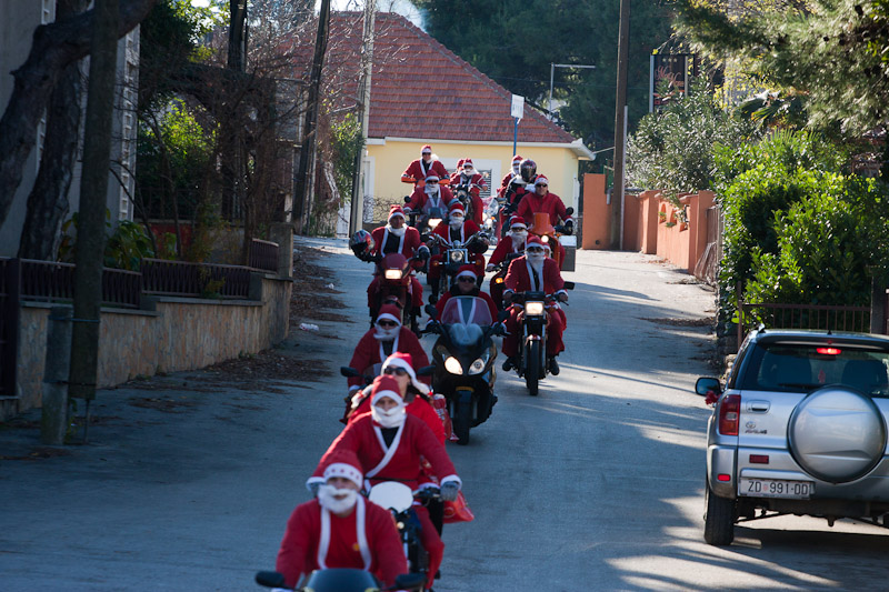Biograd: Moto Mrazovi Duhovi u posjeti djecjim vrticima, Foto: Franjo Juric Biograd: Moto Mrazovi Duhovi u posjeti djecjim vrticima, Foto: Franjo Juric