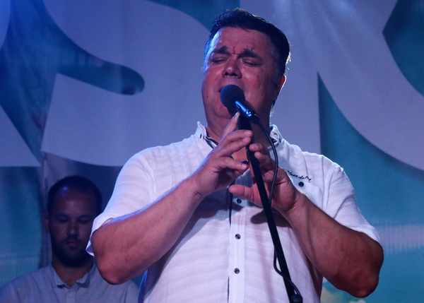 Virsko ljeto 2016: Tomislav Bralić i klapa Intrade oduševili 12 tisuća obožavatelja na virskoj rivi Virsko ljeto 2016: Tomislav Bralić i klapa Intrade oduševili 12 tisuća obožavatelja na virskoj rivi