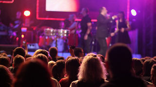 Karlovačko live 2012: Tony Cetinski na Višnjiku (foto:Saša Čuka) Karlovačko live 2012: Tony Cetinski na Višnjiku (foto:Saša Čuka)