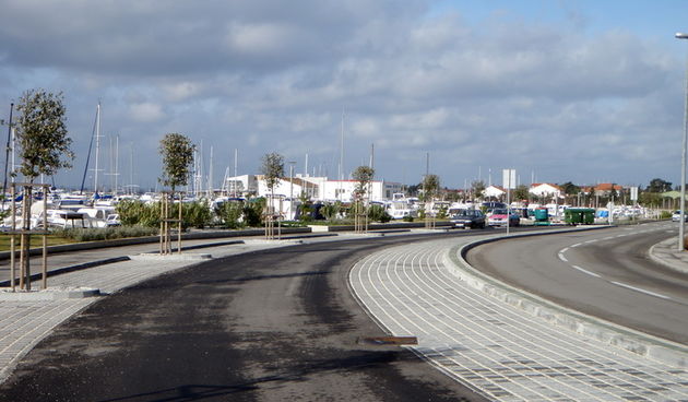 Prometnica i setnica Obala kneza Trpimira