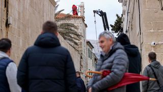 Uklanja se zvono s Kneževog dvora u Pagu Uklanja se zvono s Kneževog dvora u Pagu