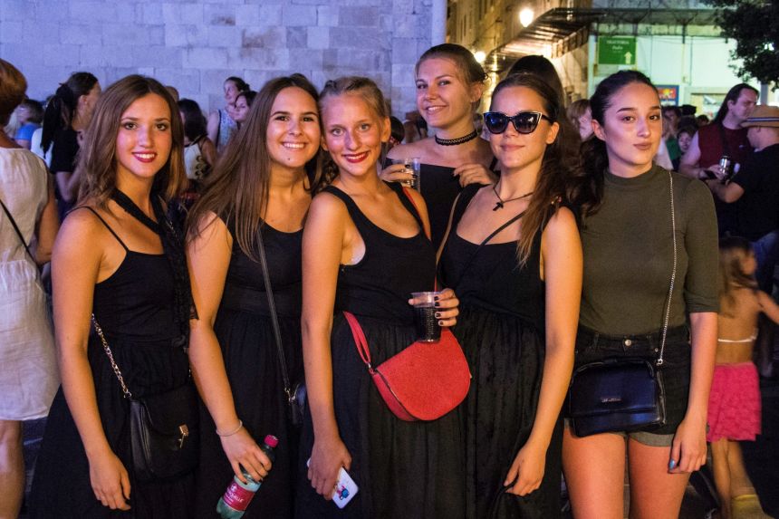 Paški Ljetni karneval 2017