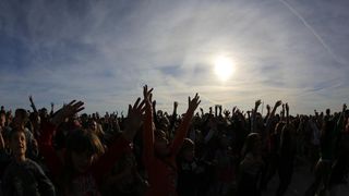 Pozdrav suncu: Snimanje spota uz “Happy” Pharrella Williamsa, Foto: Filip Brala/PIXSELL Pozdrav suncu: Snimanje spota uz “Happy” Pharrella Williamsa, Foto: Filip Brala/PIXSELL