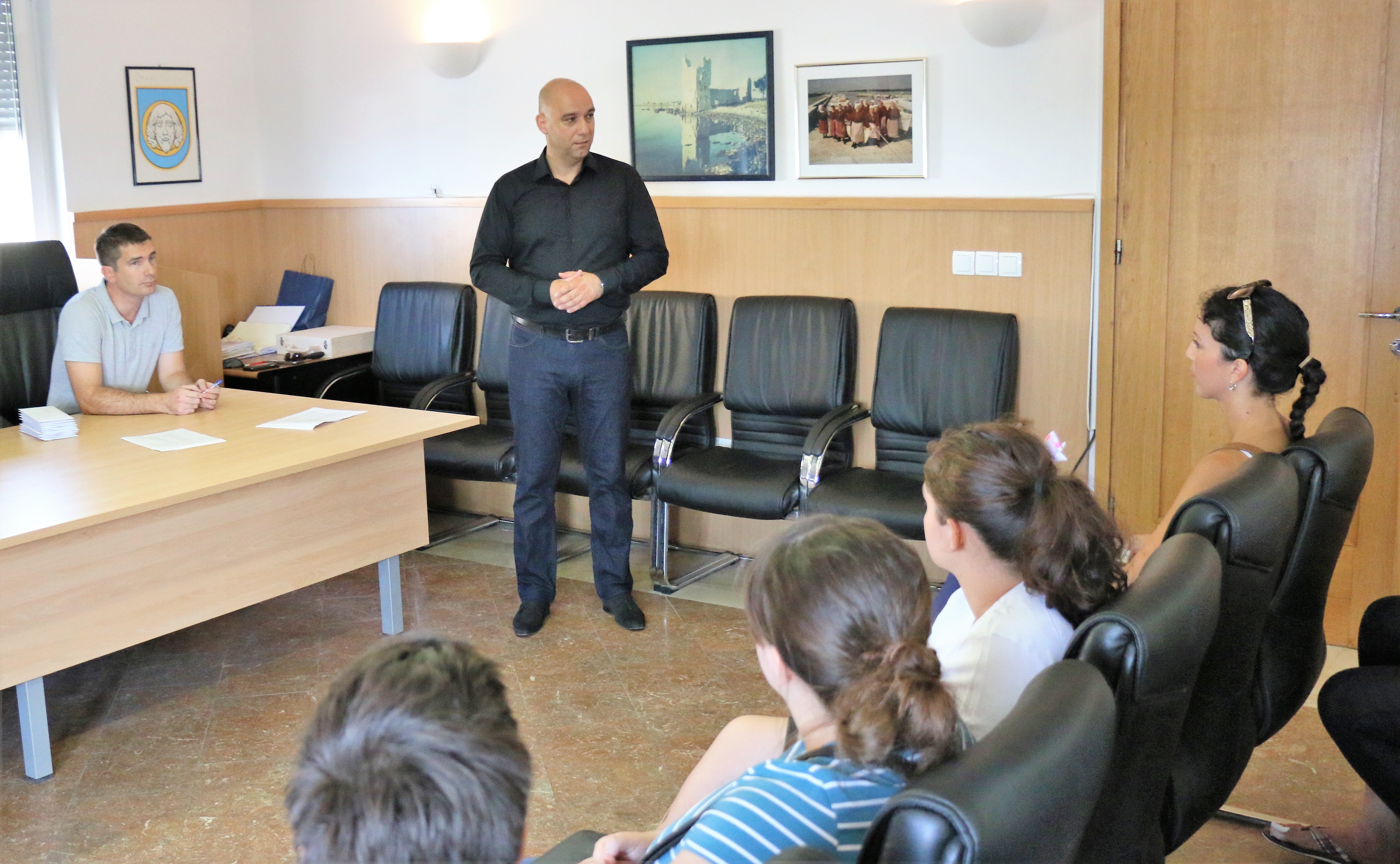 Vir: Dodjela potpore za opremu novorođenčadi Vir: Dodjela potpore za opremu novorođenčadi