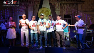 Svečani doček svjetskih prvaka Mihovila i Šime Fantele na Narodnom trgu Svečani doček svjetskih prvaka Mihovila i Šime Fantele na Narodnom trgu