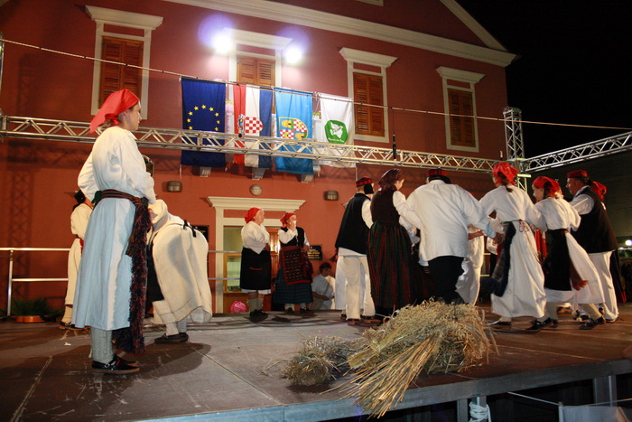 Biograd: Sjecanje na Hirosimu 6. kolovoza 2010. Biograd: Sjecanje na Hirosimu 6. kolovoza 2010.