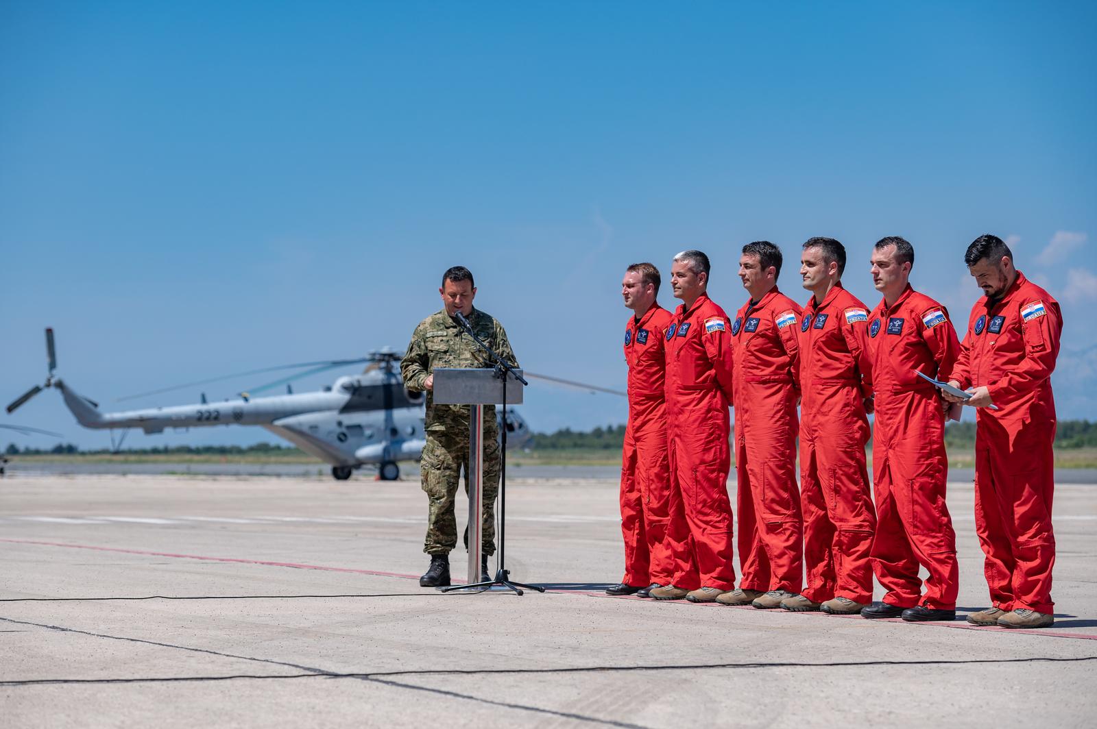 Krila Oluje predstavila novi letački program i dva nova člana